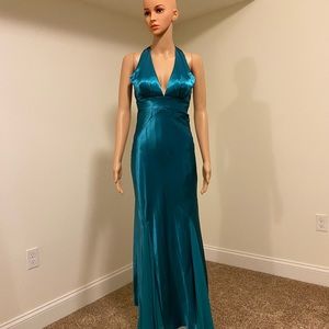 Morgan & Co Teal maxi backless dress to attend a wedding or prom